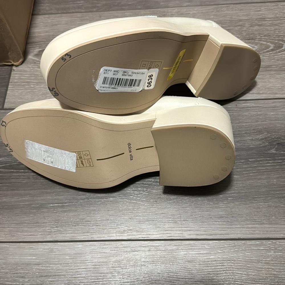 Dolce Vita Cream Platform Loafer Mules - Picture 8 of 8